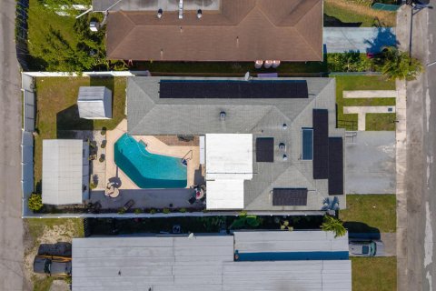 Casa en venta en Dania Beach, Florida, 3 dormitorios, 173.63 m2 № 2192197 - foto 2