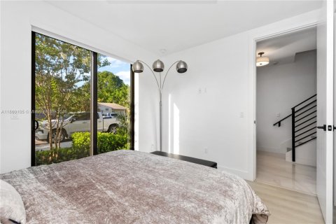 Townhouse in Fort Lauderdale, Florida 3 bedrooms, 153.2 sq.m. № 1889312 - photo 21