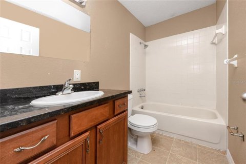 Adosado en venta en Tarpon Springs, Florida, 3 dormitorios, 130.53 m2 № 1678081 - foto 17