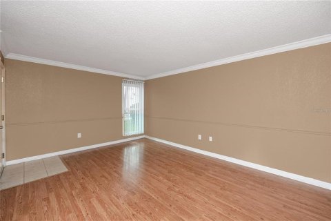 Adosado en venta en Tarpon Springs, Florida, 3 dormitorios, 130.53 m2 № 1678081 - foto 10