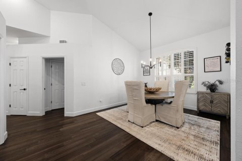 Villa ou maison à vendre à Sanford, Floride: 4 chambres, 251.58 m2 № 2427109 - photo 8