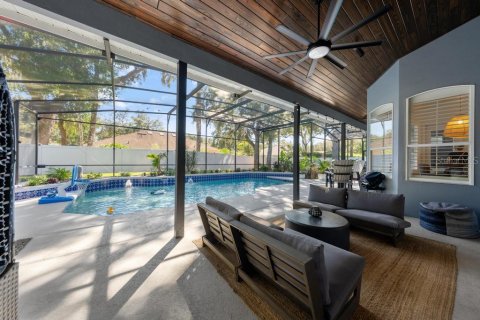 Villa ou maison à vendre à Sanford, Floride: 4 chambres, 251.58 m2 № 2427109 - photo 2