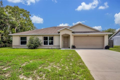 House in Deltona, Florida 3 bedrooms, 149.57 sq.m. № 1885967 - photo 3