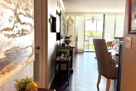 Condo in Clearwater, Florida, 2 bedrooms № 2106923 - photo 7