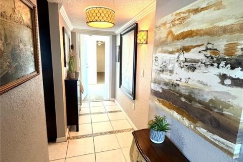 Condo in Clearwater, Florida, 2 bedrooms № 2106923 - photo 6