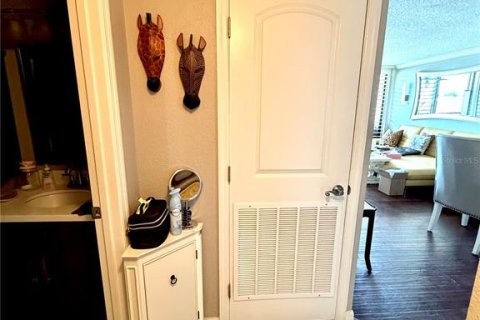Condo in Clearwater, Florida, 2 bedrooms № 2106923 - photo 26