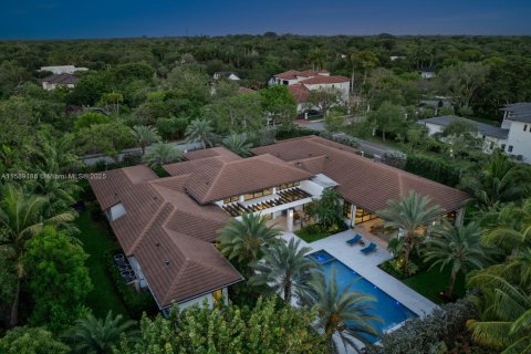 House in Pinecrest, Florida 6 bedrooms, 617.34 sq.m. № 1178071 - photo 4
