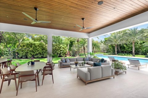 House in Pinecrest, Florida 6 bedrooms, 617.34 sq.m. № 1178071 - photo 22