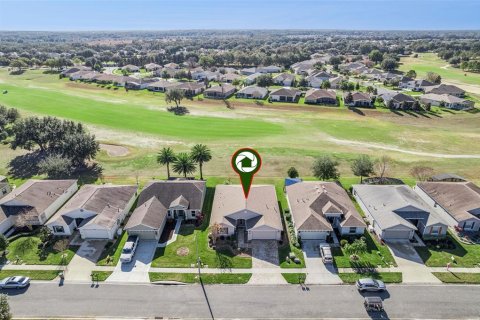 House in Leesburg, Florida 3 bedrooms, 157.84 sq.m. № 2151099 - photo 13