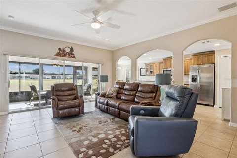 House in Leesburg, Florida 3 bedrooms, 157.84 sq.m. № 2151099 - photo 26