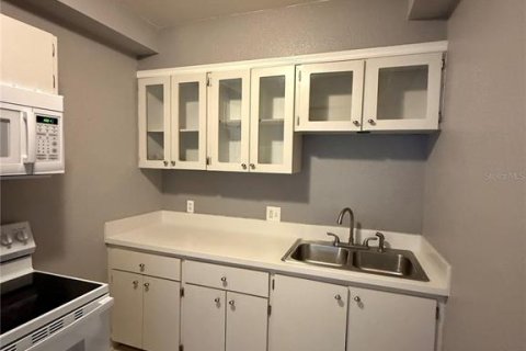 Apartamento en alquiler en Saint Petersburg, Florida, 2 dormitorios, 69.68 m2 № 1835679 - foto 7