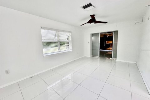Apartamento en alquiler en Orlando, Florida, 3 dormitorios, 139.35 m2 № 1797304 - foto 19