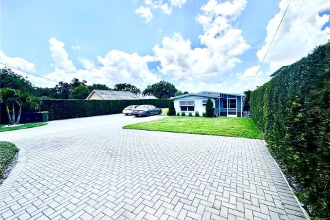 Apartamento en alquiler en Orlando, Florida, 3 dormitorios, 139.35 m2 № 1797304 - foto 3