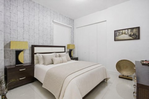 Villa ou maison à vendre à Doral, Floride: 5 chambres, 342.81 m2 № 2247006 - photo 22