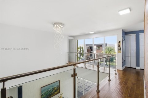 Villa ou maison à vendre à Doral, Floride: 5 chambres, 342.81 m2 № 2247006 - photo 23