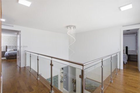 Villa ou maison à vendre à Doral, Floride: 5 chambres, 342.81 m2 № 2247006 - photo 25