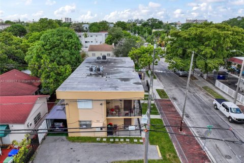 Commercial property in Miami, Florida 303.23 sq.m. № 2090369 - photo 5