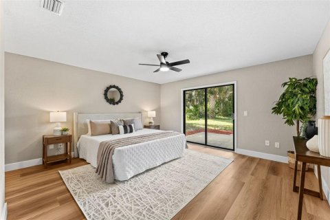 House in Edgewater, Florida 3 bedrooms, 178.74 sq.m. № 2203660 - photo 17