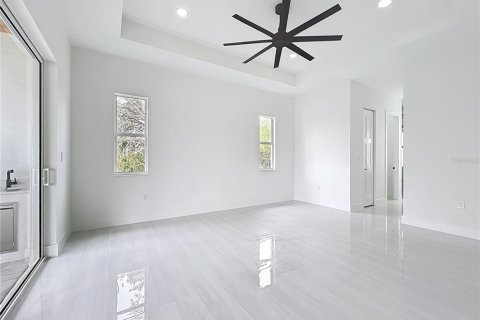 House in Port Charlotte, Florida 4 bedrooms, 187.71 sq.m. № 1805814 - photo 24