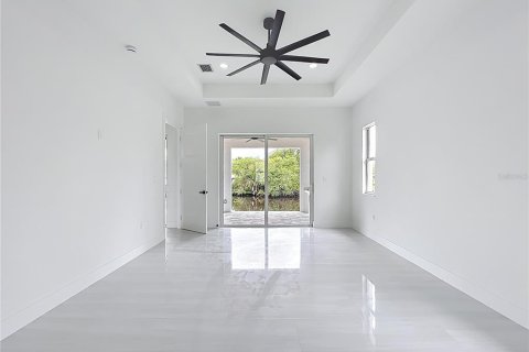 House in Port Charlotte, Florida 4 bedrooms, 187.71 sq.m. № 1805814 - photo 23