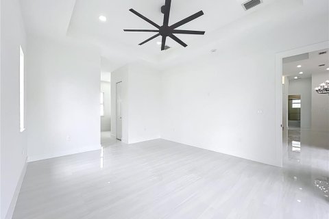 House in Port Charlotte, Florida 4 bedrooms, 187.71 sq.m. № 1805814 - photo 25