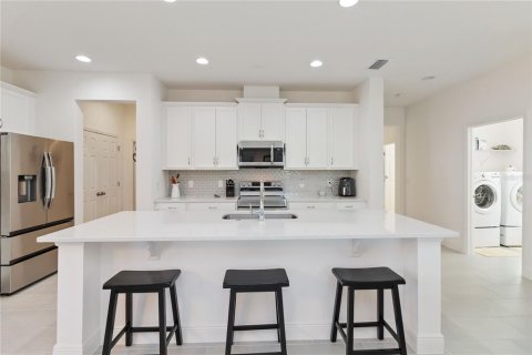 Casa en venta en DeLand, Florida, 4 dormitorios, 269.7 m2 № 1519096 - foto 12