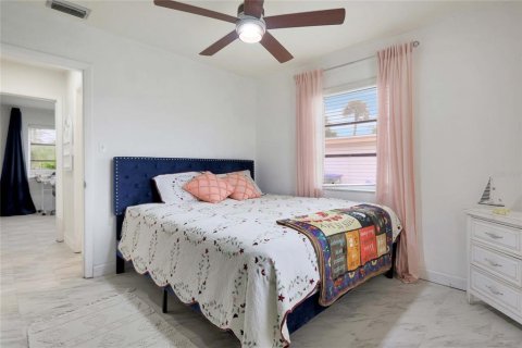 Casa en venta en North Port, Florida, 2 dormitorios, 128.58 m2 № 1909489 - foto 13