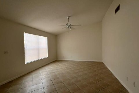 Apartamento en alquiler en Wellington, Florida, 6 dormitorios, 237.83 m2 № 2085850 - foto 3