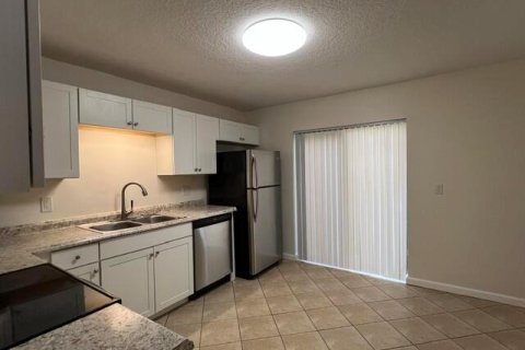 Apartamento en alquiler en Wellington, Florida, 6 dormitorios, 237.83 m2 № 2085850 - foto 5
