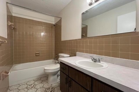 Apartamento en alquiler en Wellington, Florida, 6 dormitorios, 237.83 m2 № 2085850 - foto 11