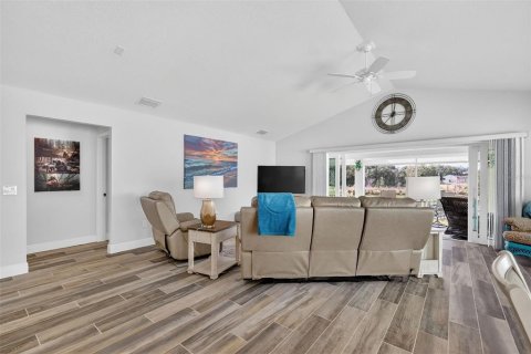 Casa en venta en The Villages, Florida, 3 dormitorios, 168.06 m2 № 2386562 - foto 16