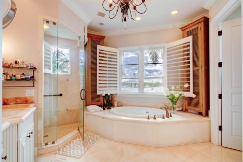 Villa ou maison à vendre à Riviera Beach, Floride: 4 chambres, 374.77 m2 № 2192823 - photo 21