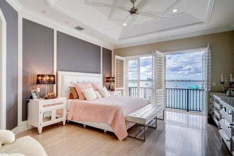 Villa ou maison à vendre à Riviera Beach, Floride: 4 chambres, 374.77 m2 № 2192823 - photo 19