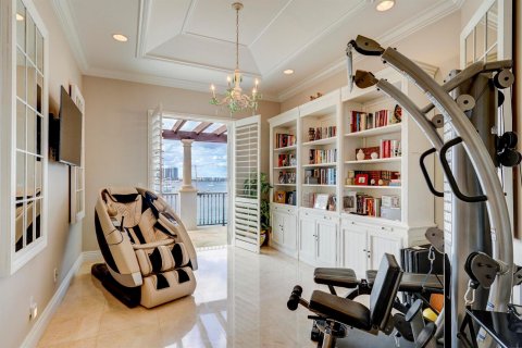 Villa ou maison à vendre à Riviera Beach, Floride: 4 chambres, 374.77 m2 № 2192823 - photo 18