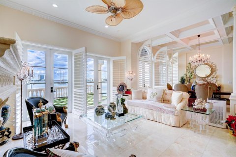Villa ou maison à vendre à Riviera Beach, Floride: 4 chambres, 374.77 m2 № 2192823 - photo 7