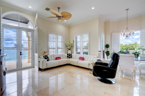 Villa ou maison à vendre à Riviera Beach, Floride: 4 chambres, 374.77 m2 № 2192823 - photo 16