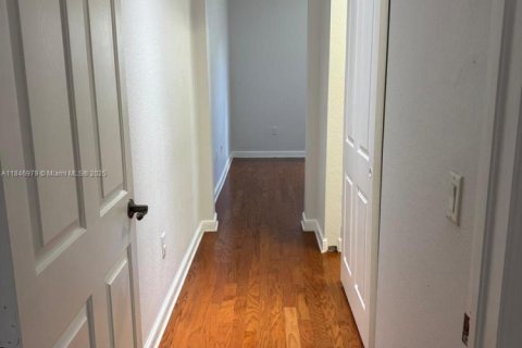 Condominio en alquiler en West Palm Beach, Florida, 3 dormitorios, 135.17 m2 № 1845498 - foto 13
