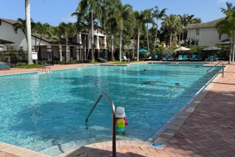 Condominio en alquiler en West Palm Beach, Florida, 3 dormitorios, 135.17 m2 № 1845498 - foto 25