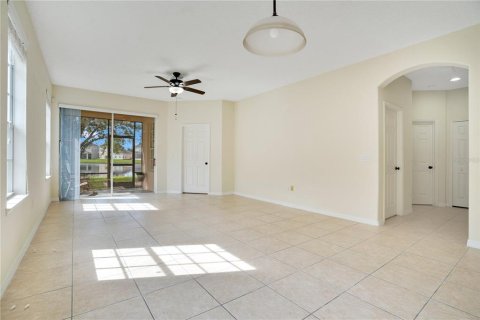 Casa en venta en Orlando, Florida, 3 dormitorios, 154.22 m2 № 1915732 - foto 6