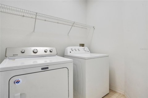 Casa en venta en Orlando, Florida, 3 dormitorios, 154.22 m2 № 1915732 - foto 26