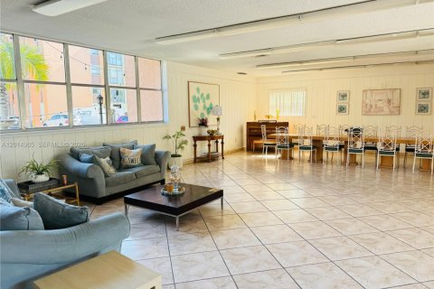 Copropriété à louer à Miami, Floride: 3 chambres, 117.61 m2 № 2171309 - photo 25