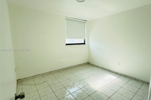 Copropriété à louer à Miami, Floride: 3 chambres, 117.61 m2 № 2171309 - photo 16