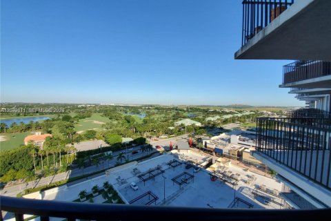 Condo in Doral, Florida, 2 bedrooms № 2087156 - photo 29