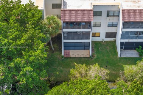 Copropriété à vendre à Weston, Floride: 2 chambres, 102.75 m2 № 2023519 - photo 18
