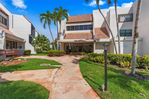 Condo à Weston, Floride, 2 chambres  № 2023519