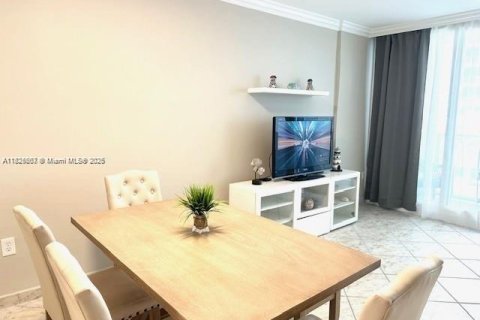 Copropriété à louer à Hollywood, Floride: 1 chambre, 69.68 m2 № 1794821 - photo 5