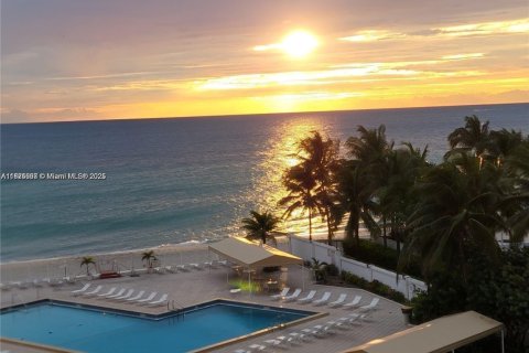 Copropriété à louer à Hollywood, Floride: 1 chambre, 69.68 m2 № 1794821 - photo 28