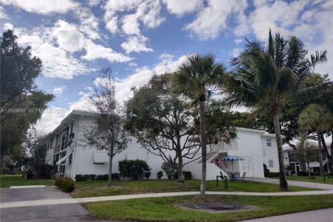 Condominio en venta en Pompano Beach, Florida, 2 dormitorios, 78.97 m2 № 2053167 - foto 27