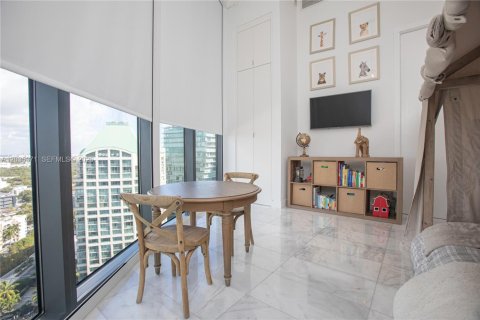 Купить кондоминиум в Майами, Флорида 4 спальни, 237.64м2, № 2253679 - фото 15