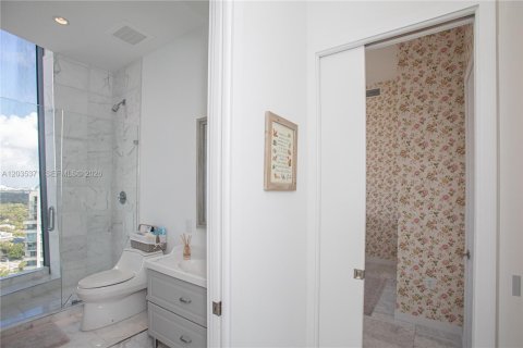 Купить кондоминиум в Майами, Флорида 4 спальни, 237.64м2, № 2253679 - фото 10